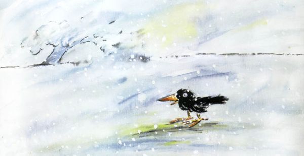 一隻烏鴉走在下大雪的雪地裡
